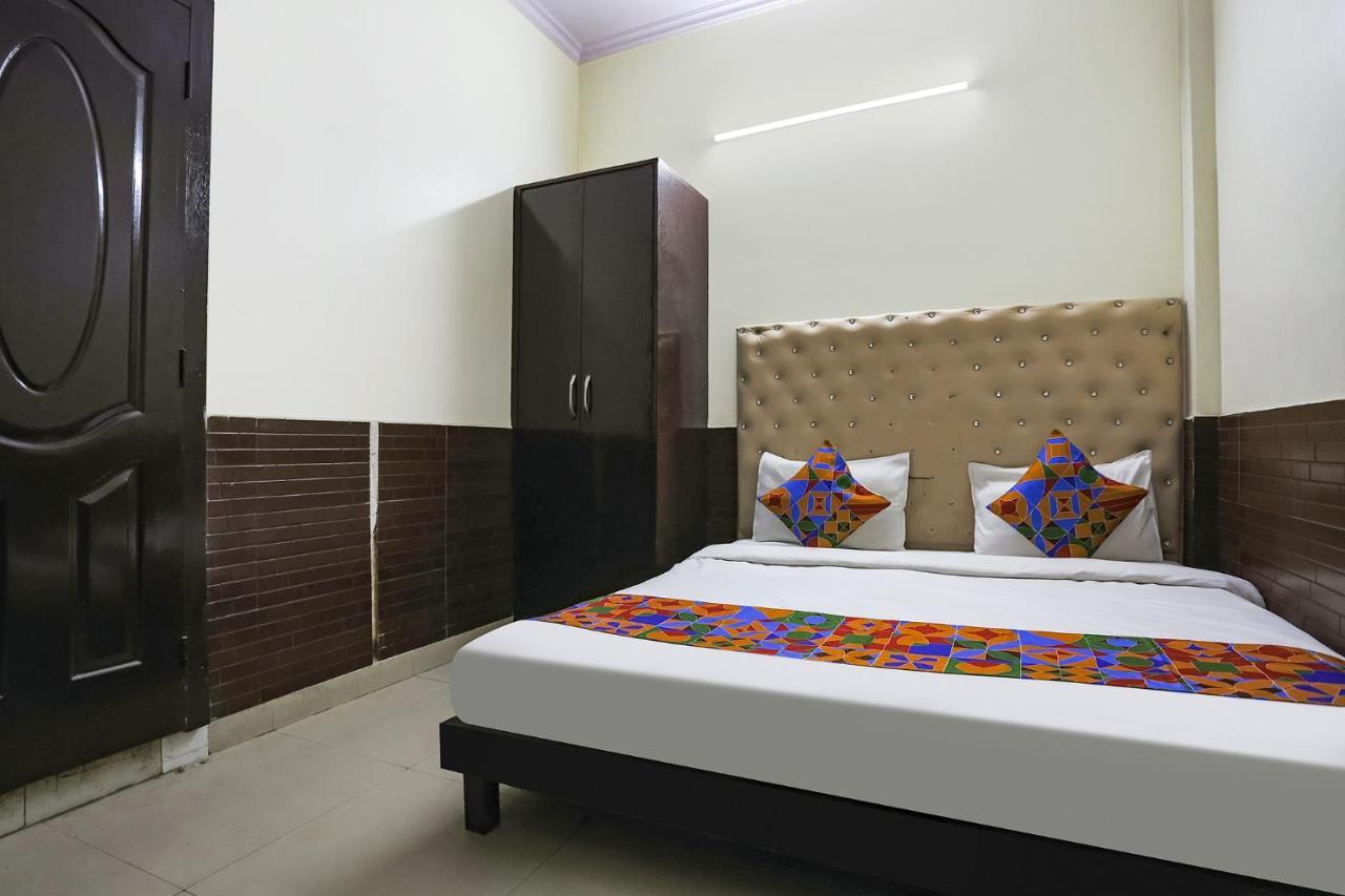 Fabhotel The Lazeez Nuova Delhi Esterno foto